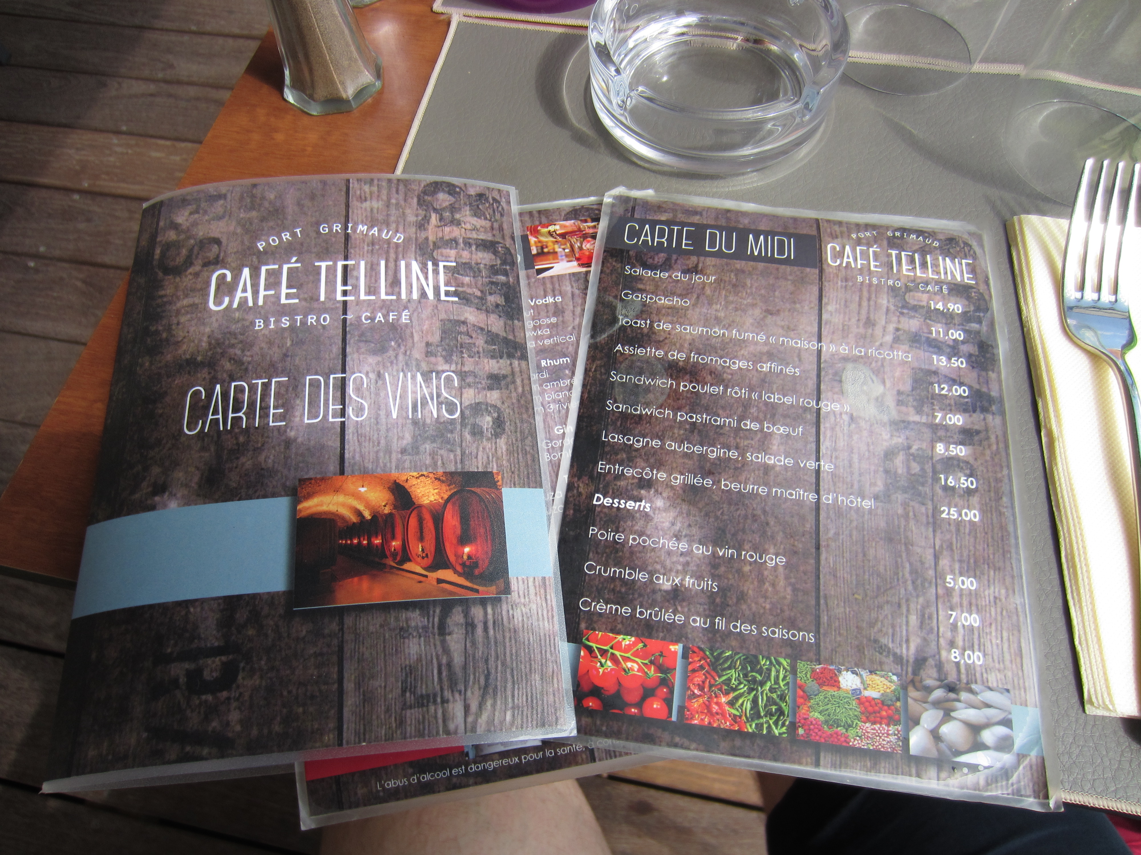 Café-Telline-Port-Grimaud