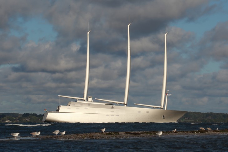Sailing-Yacht-A